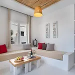 아파트 Helmos Family Naxos City